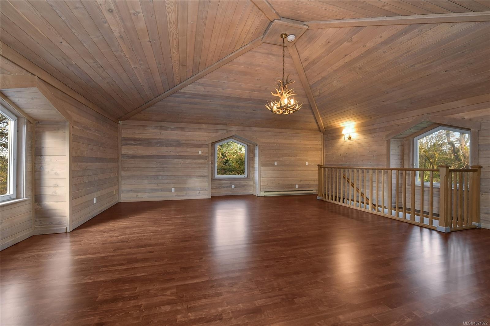 611 Island Rd, Oak Bay, BC