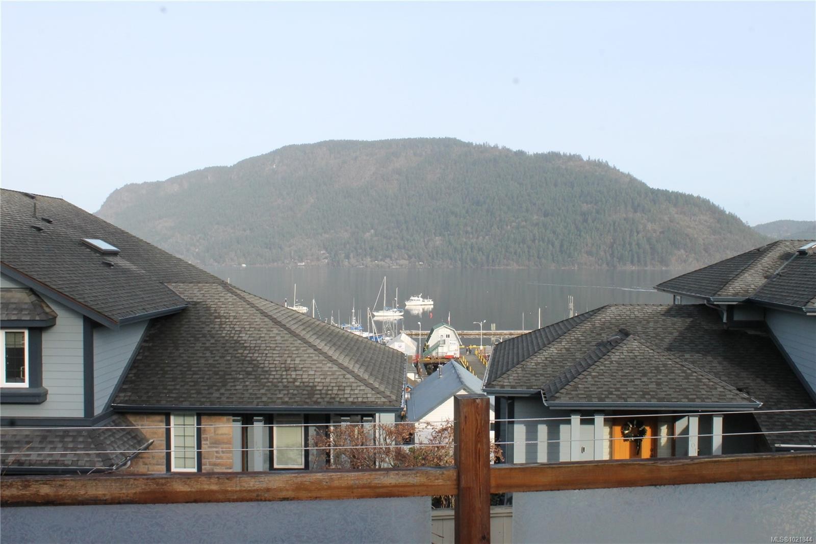 1721 Wilmot Rd, Cowichan Bay, BC