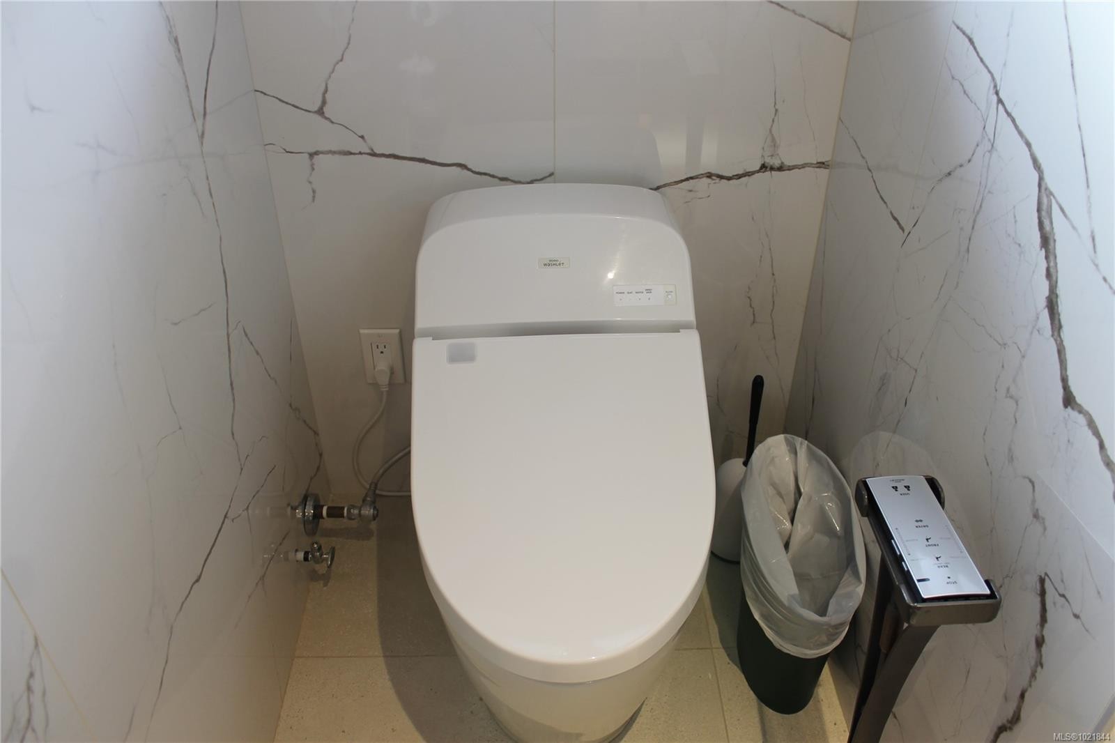 1721 Wilmot Rd, Cowichan Bay, BC