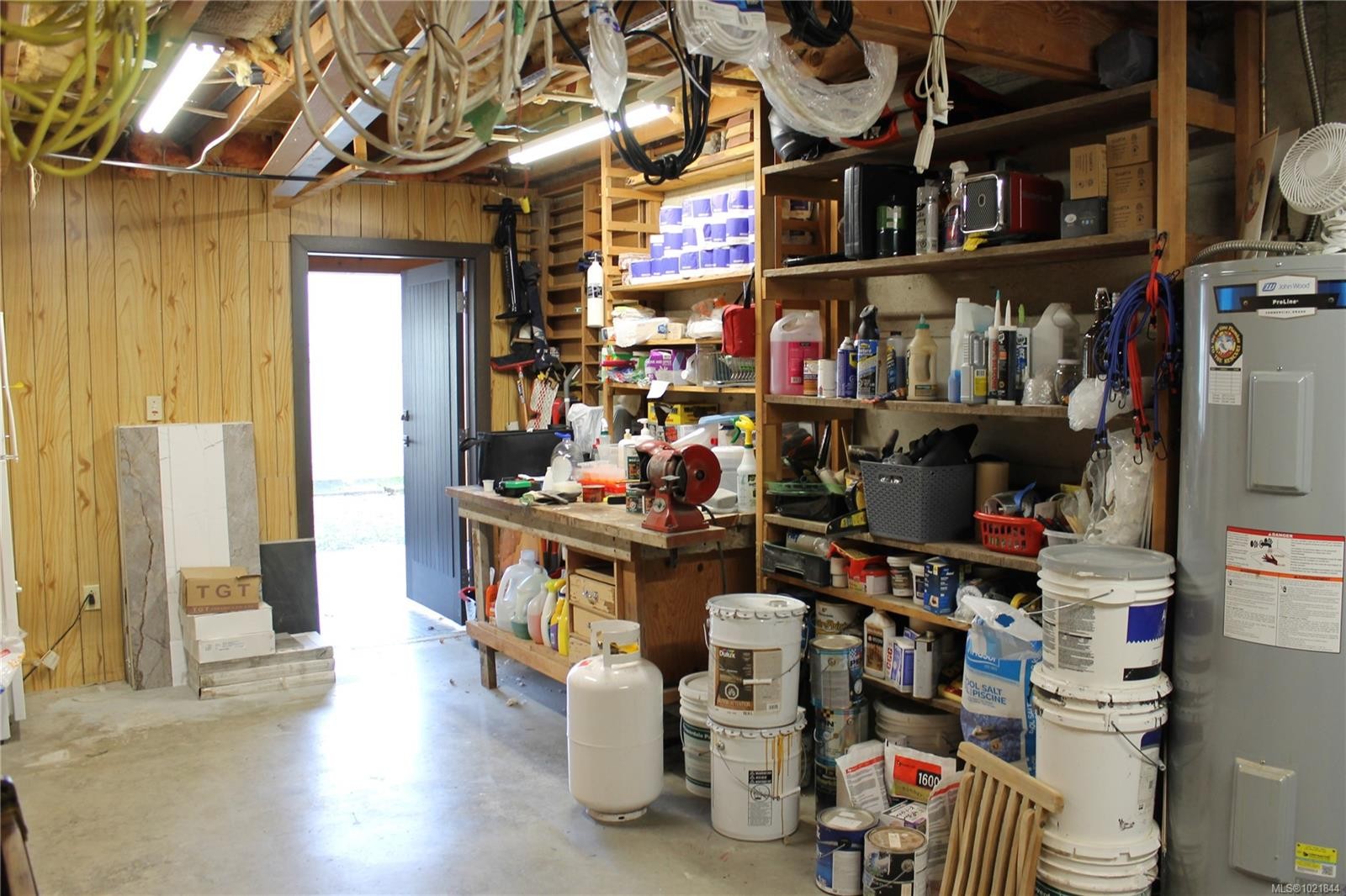 1721 Wilmot Rd, Cowichan Bay, BC