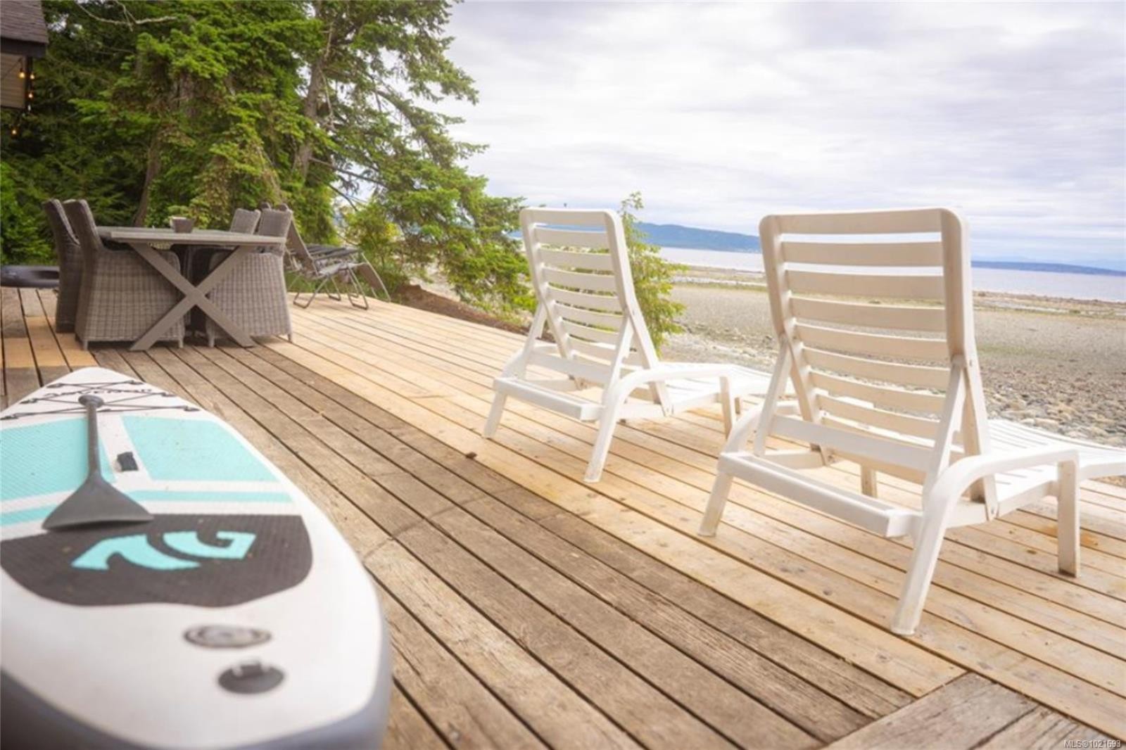 6641 Island Hwy West, Bowser, BC