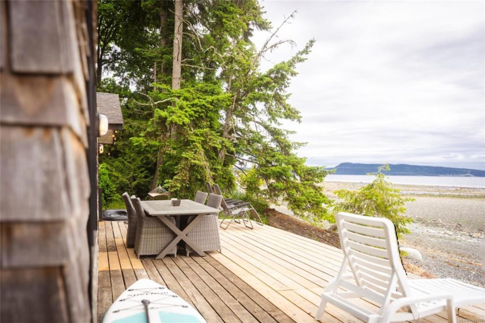 6641 Island Hwy West, Bowser, BC