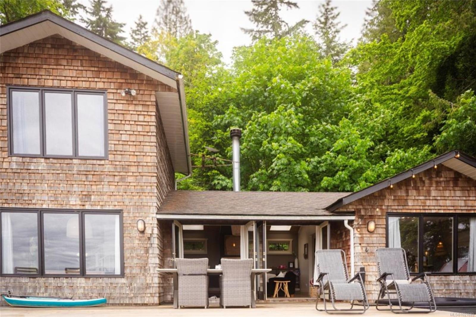 6641 Island Hwy West, Bowser, BC