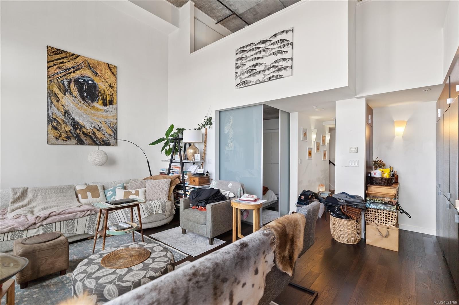 416-770 Fisgard St, Victoria, BC - Indoor