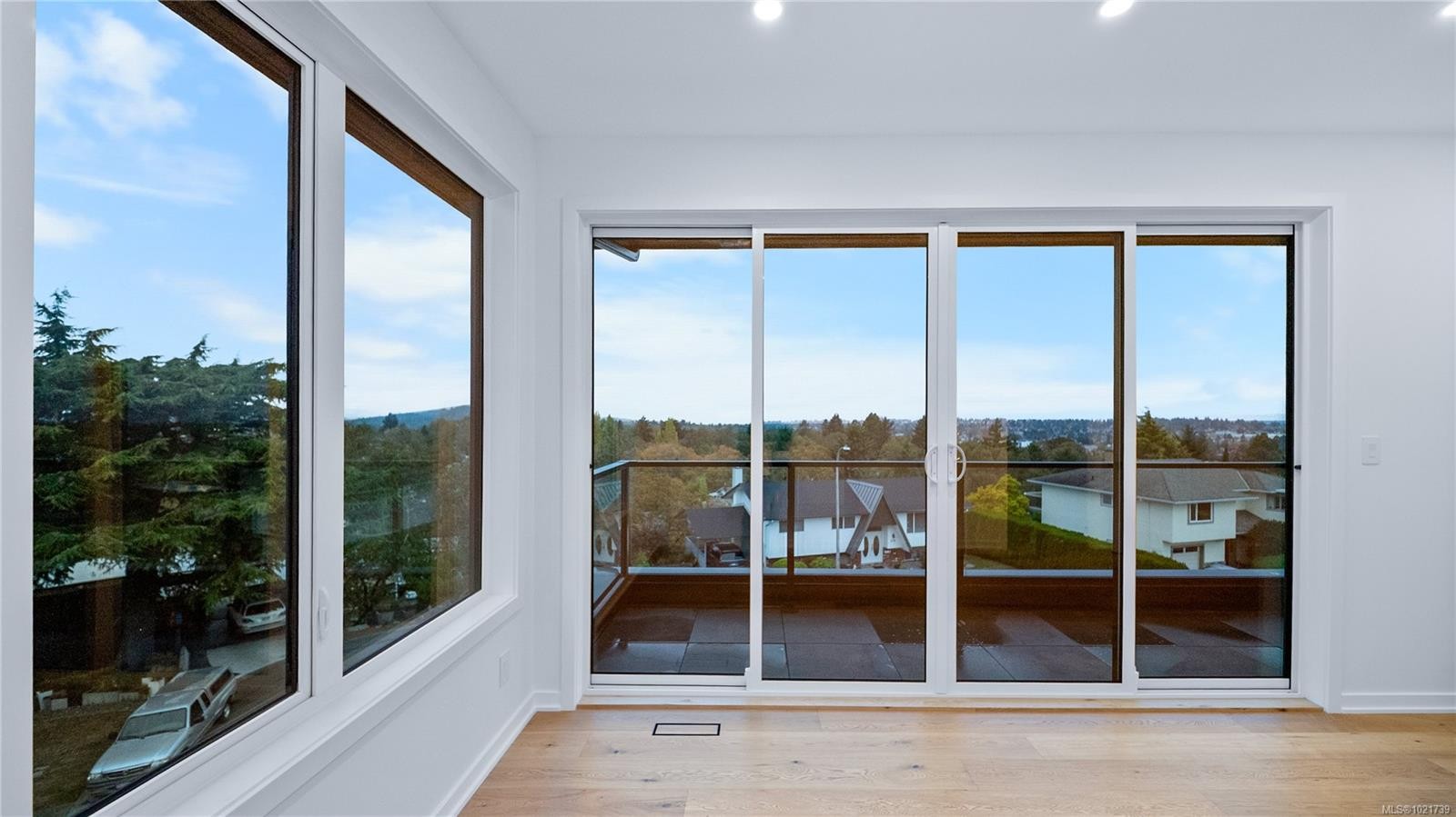 3700 Kootenay Pl, Saanich, BC