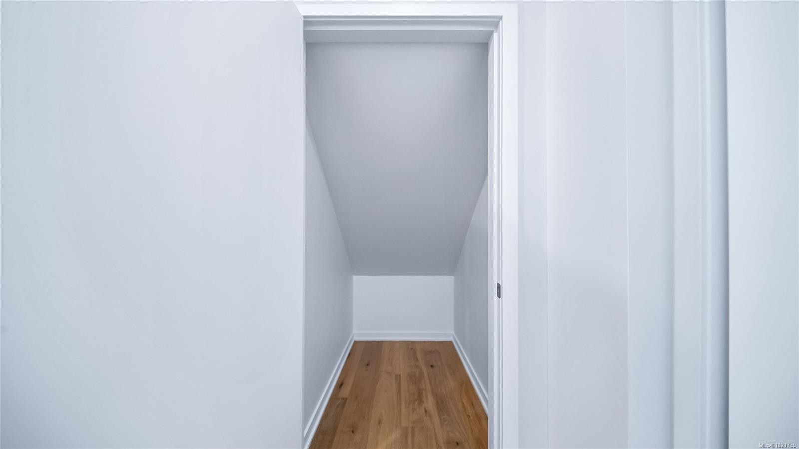 3700 Kootenay Pl, Saanich, BC