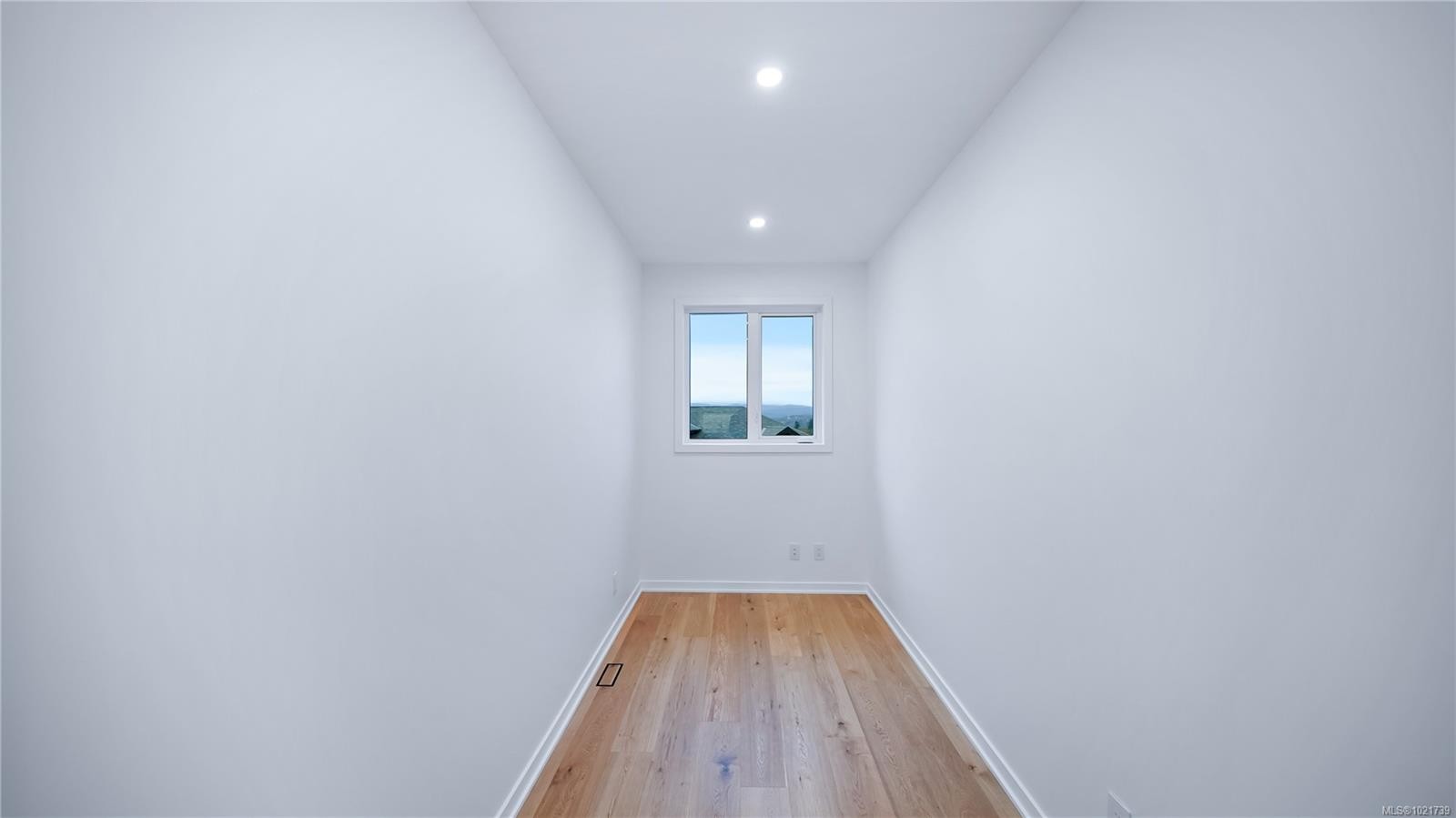 3700 Kootenay Pl, Saanich, BC