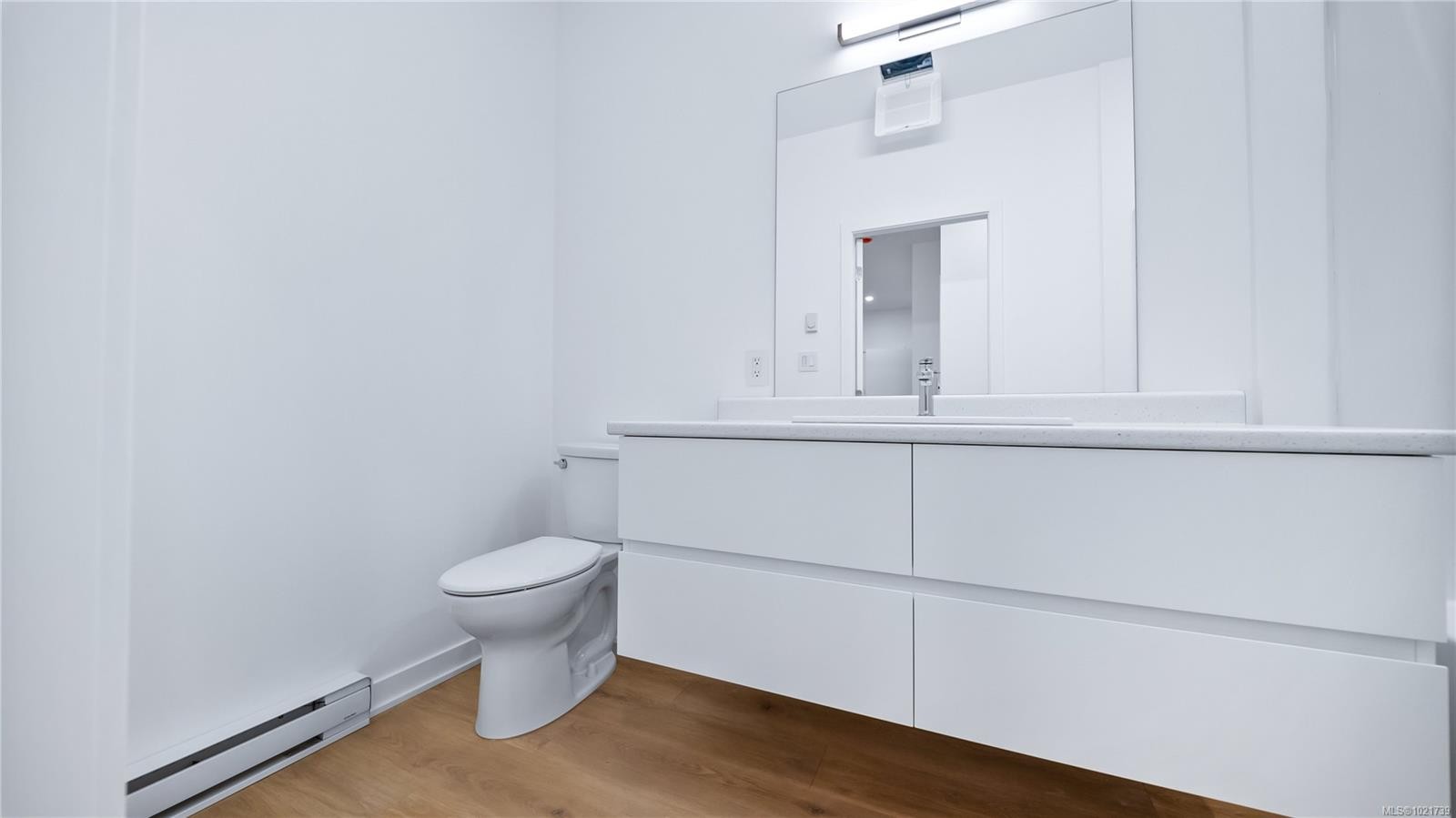 3700 Kootenay Pl, Saanich, BC