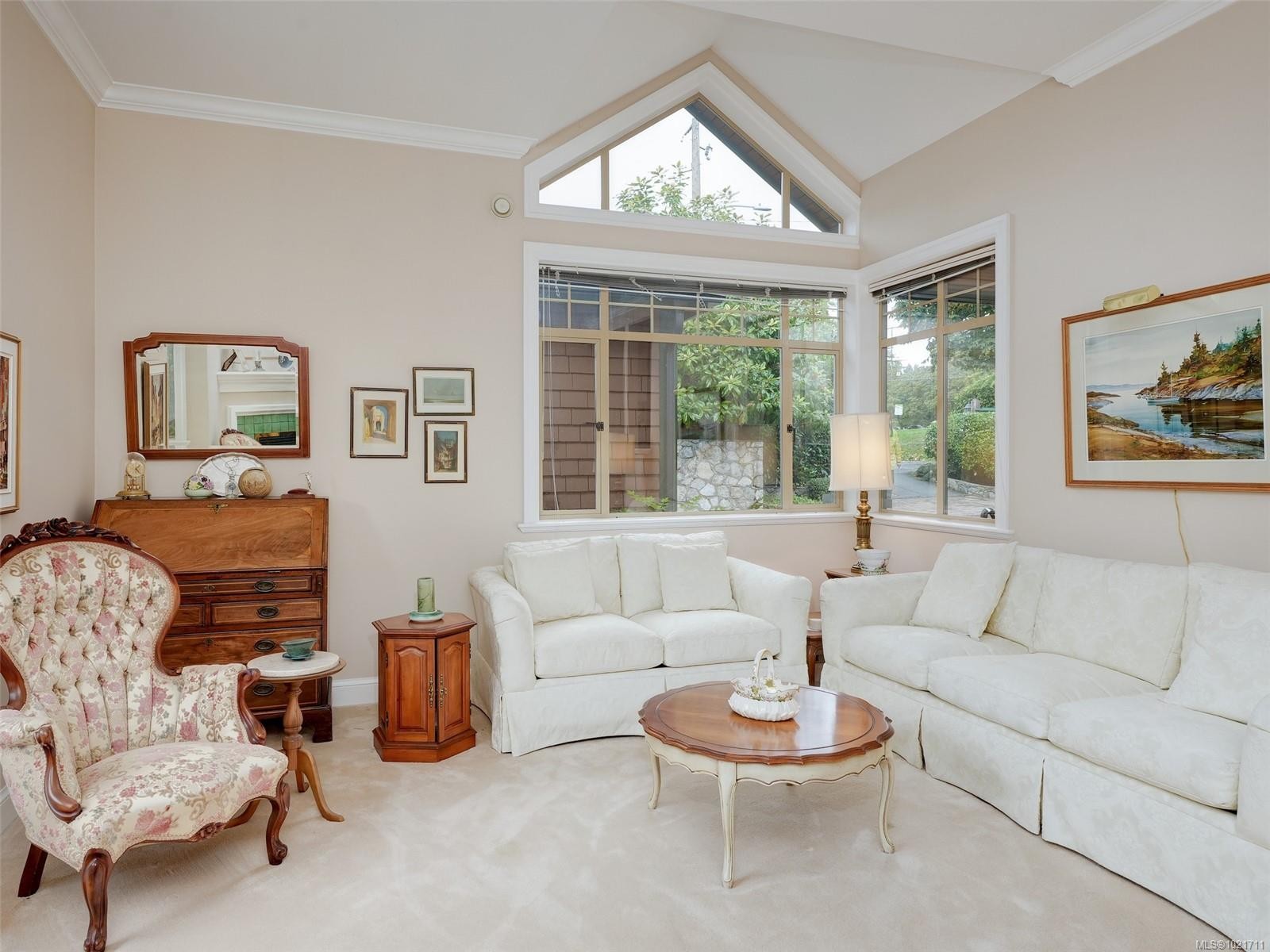 1-2573 Kilgary Pl, Saanich, BC