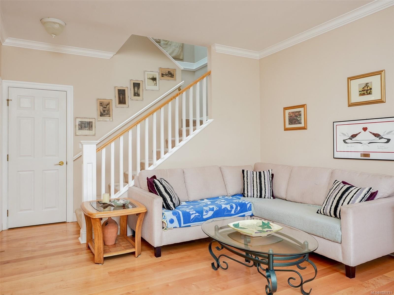 1-2573 Kilgary Pl, Saanich, BC