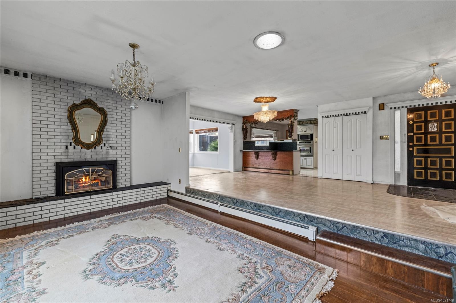 930 Mulholland Dr, French Creek, BC