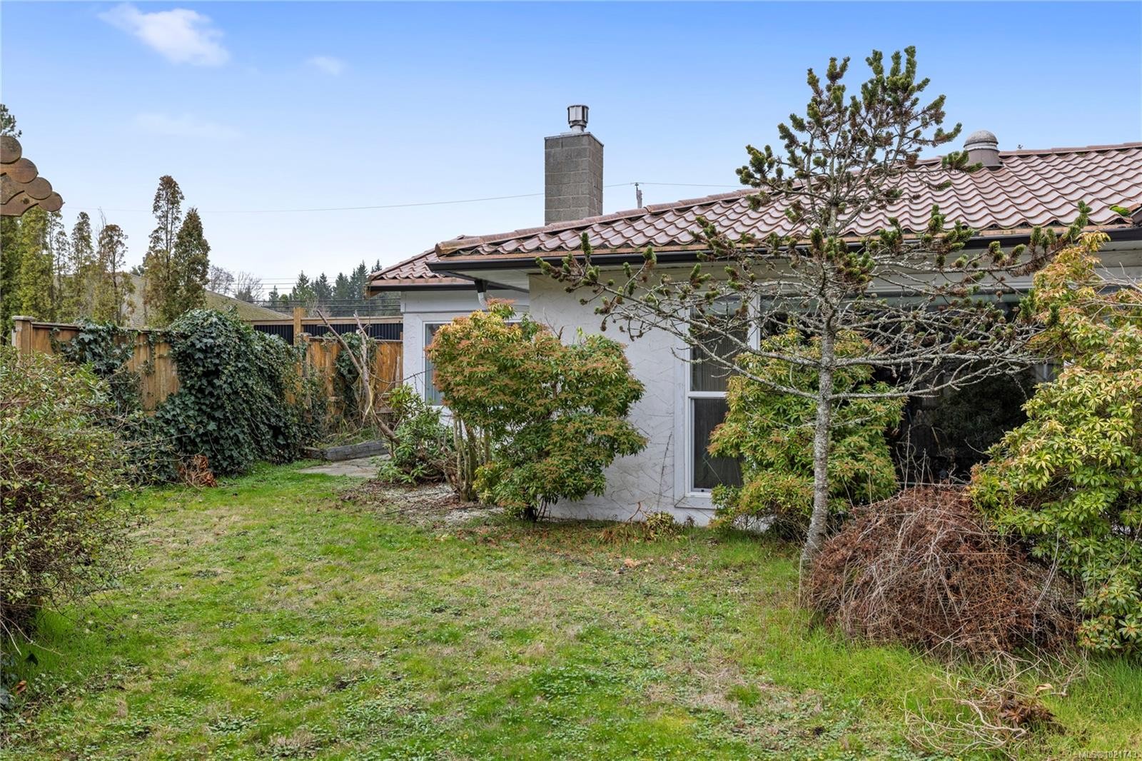 930 Mulholland Dr, French Creek, BC