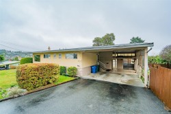 2620 Glenayr Dr Nanaimo, BC V9S 3S3