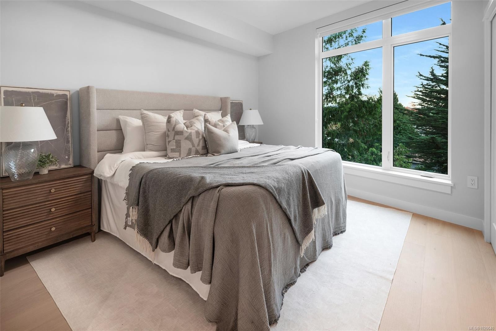 303-5229 Cordova Bay Rd, Saanich, BC