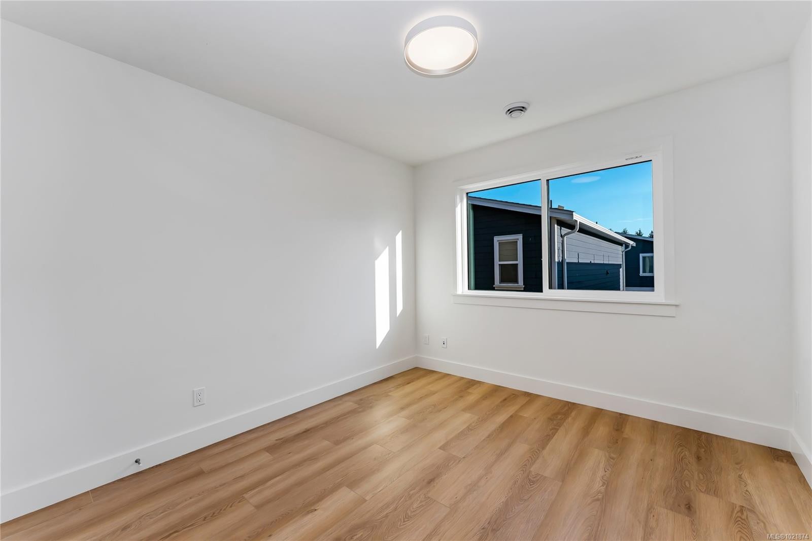 909 Vine Crt, Langford, BC