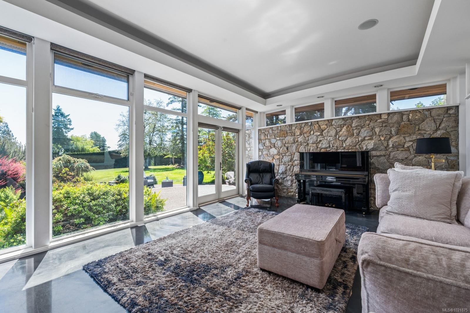 5605 Parker Ave, Saanich, BC