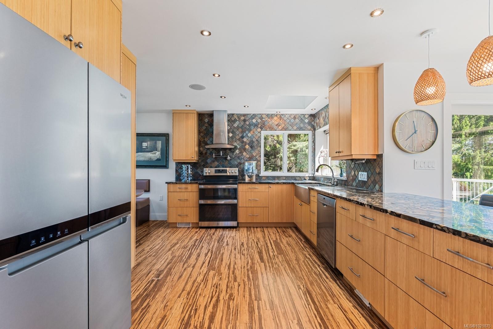 5605 Parker Ave, Saanich, BC