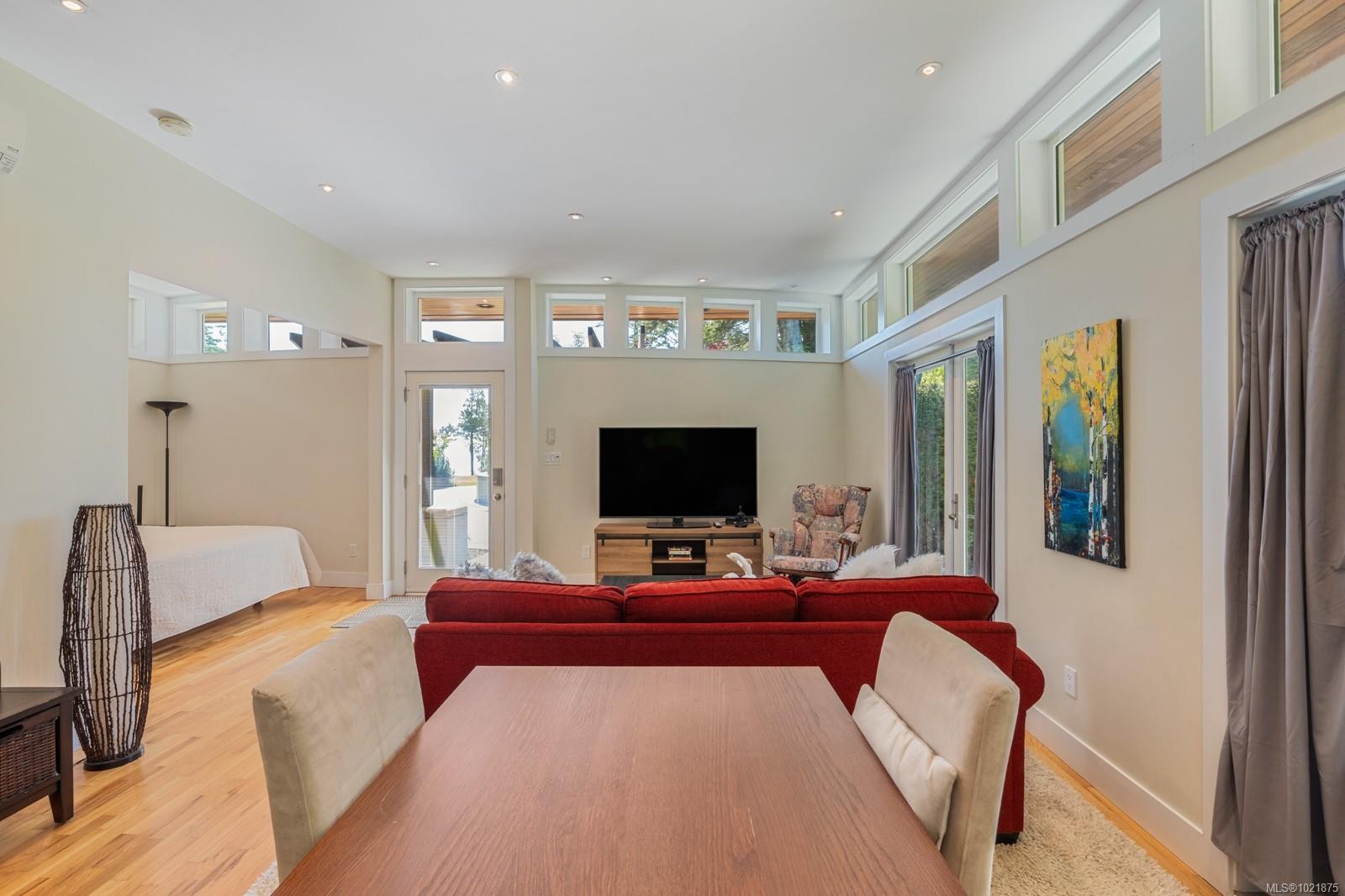 5605 Parker Ave, Saanich, BC