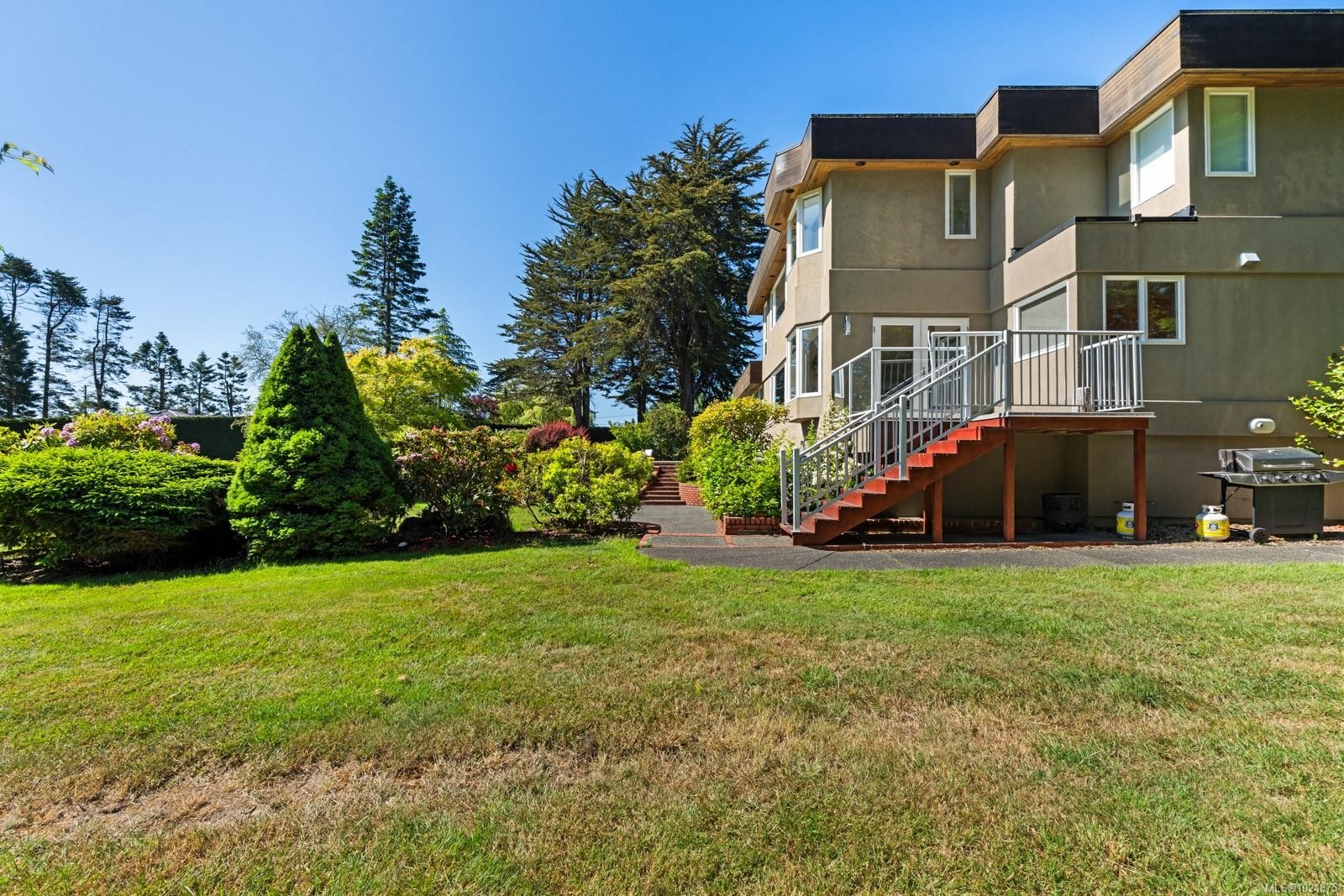 5605 Parker Ave, Saanich, BC