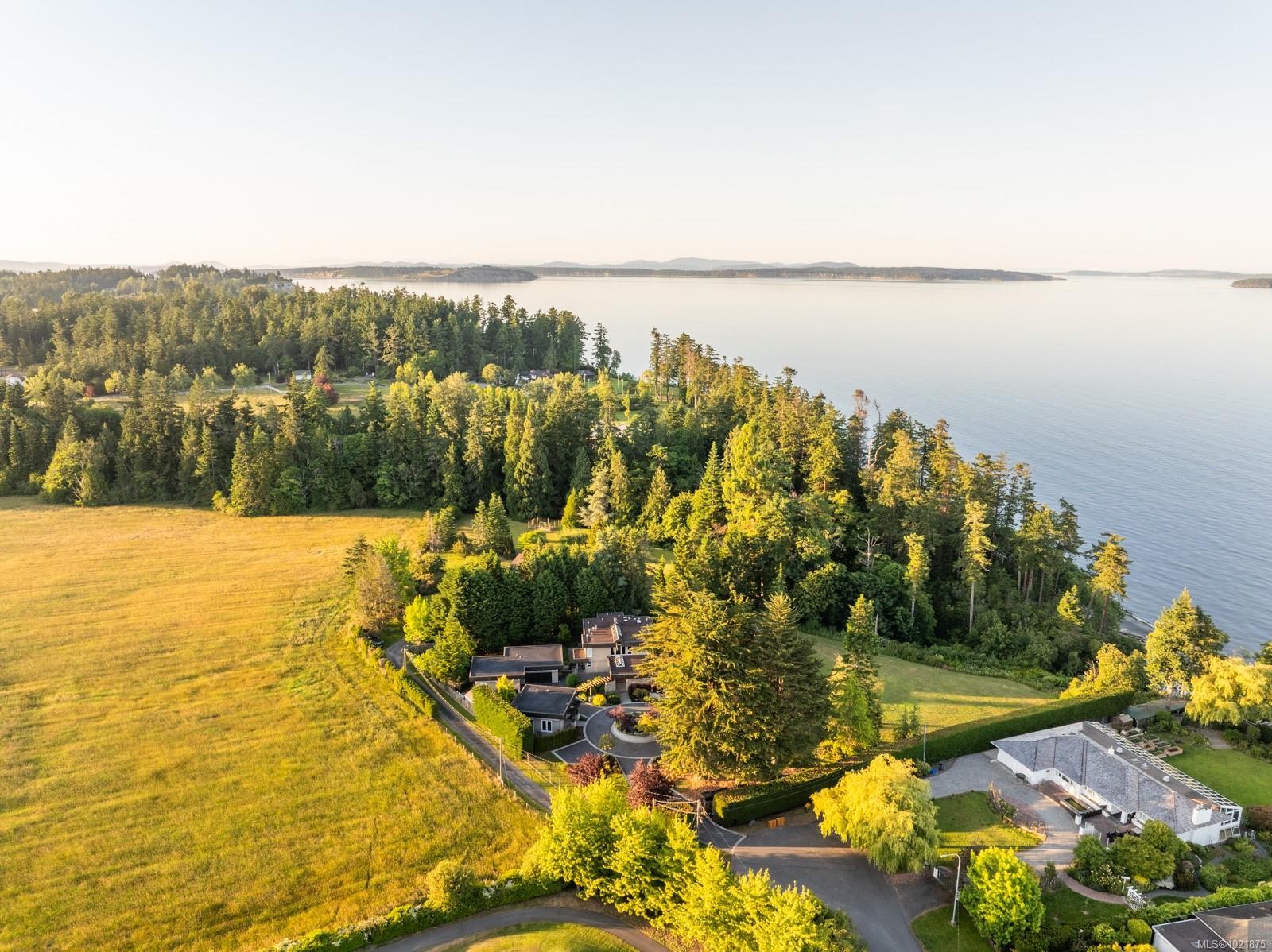 5605 Parker Ave, Saanich, BC