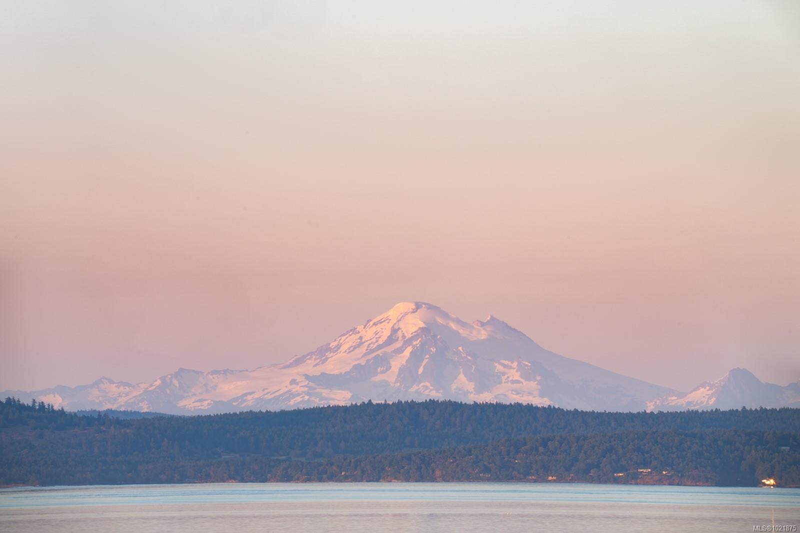 5605 Parker Ave, Saanich, BC