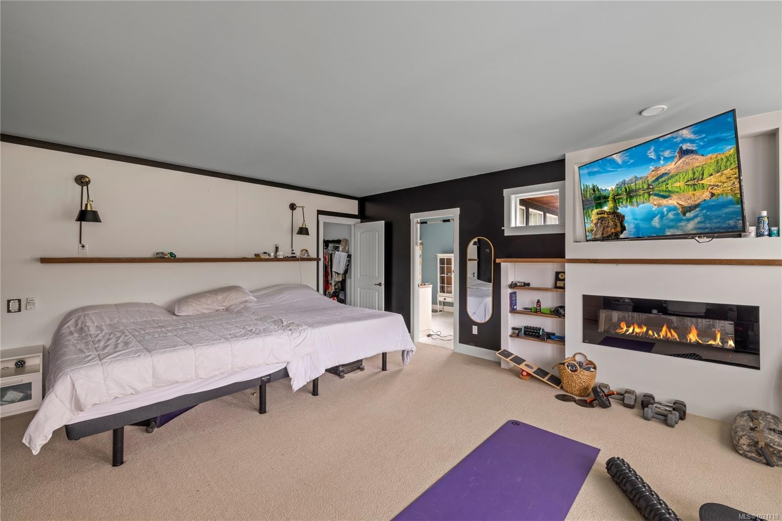 3805 Kriscott Rd, Whiskey Creek, BC