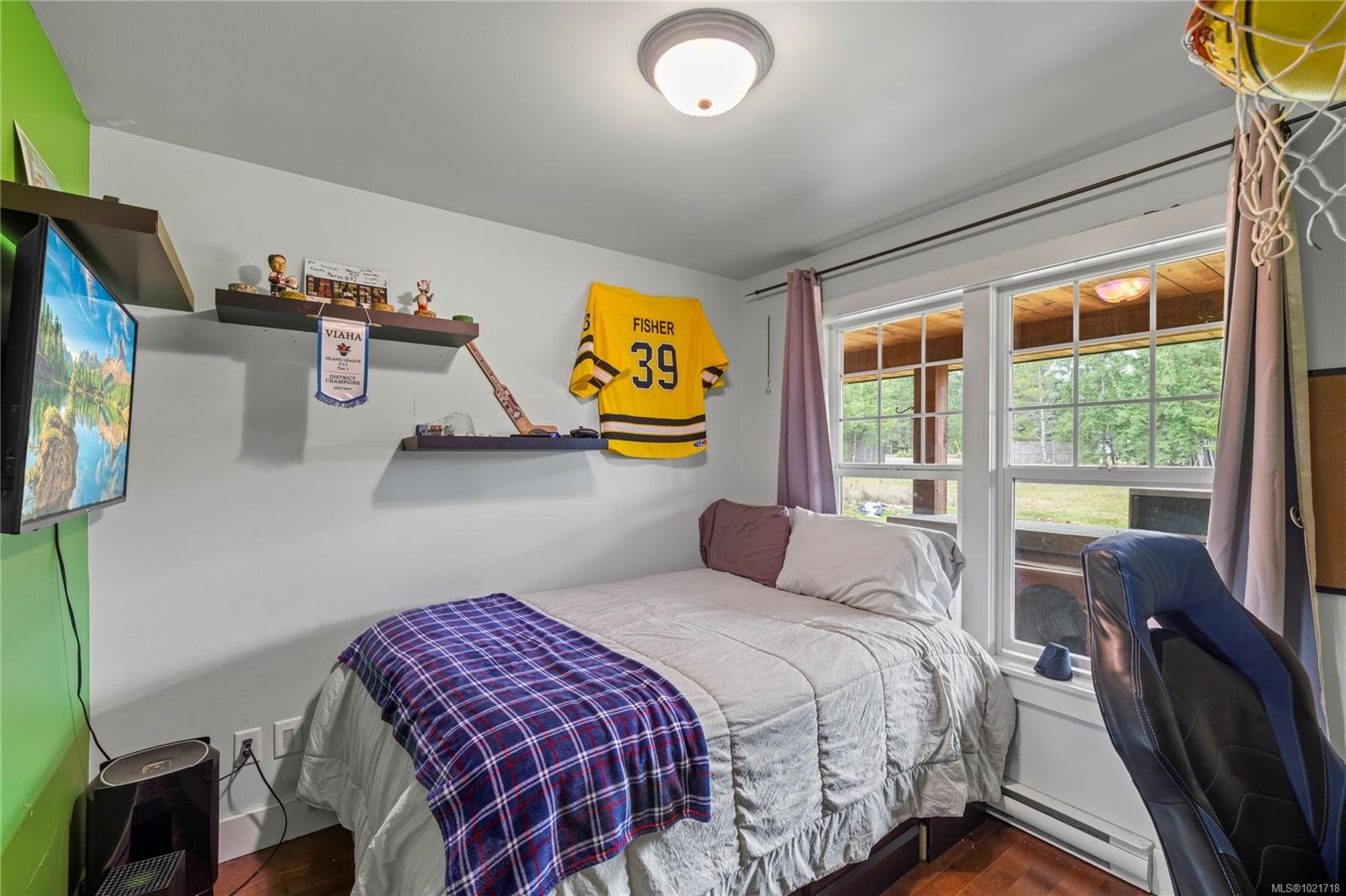 3805 Kriscott Rd, Whiskey Creek, BC