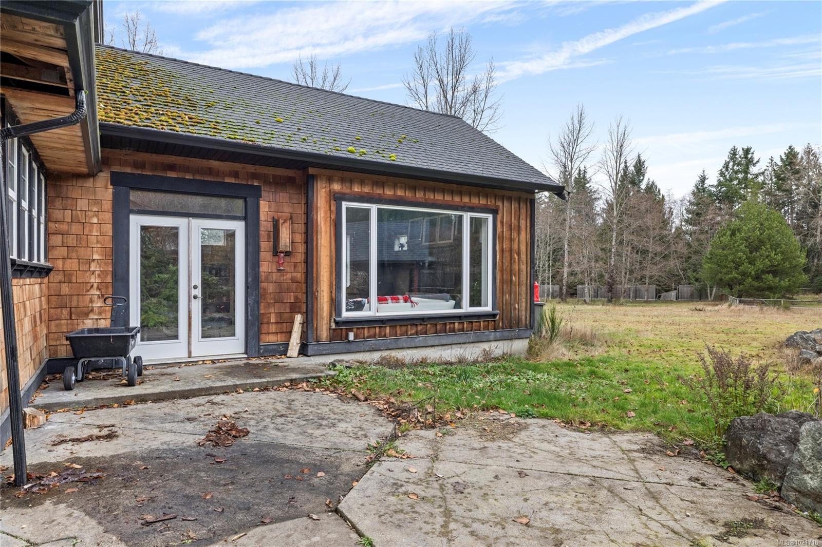 3805 Kriscott Rd, Whiskey Creek, BC