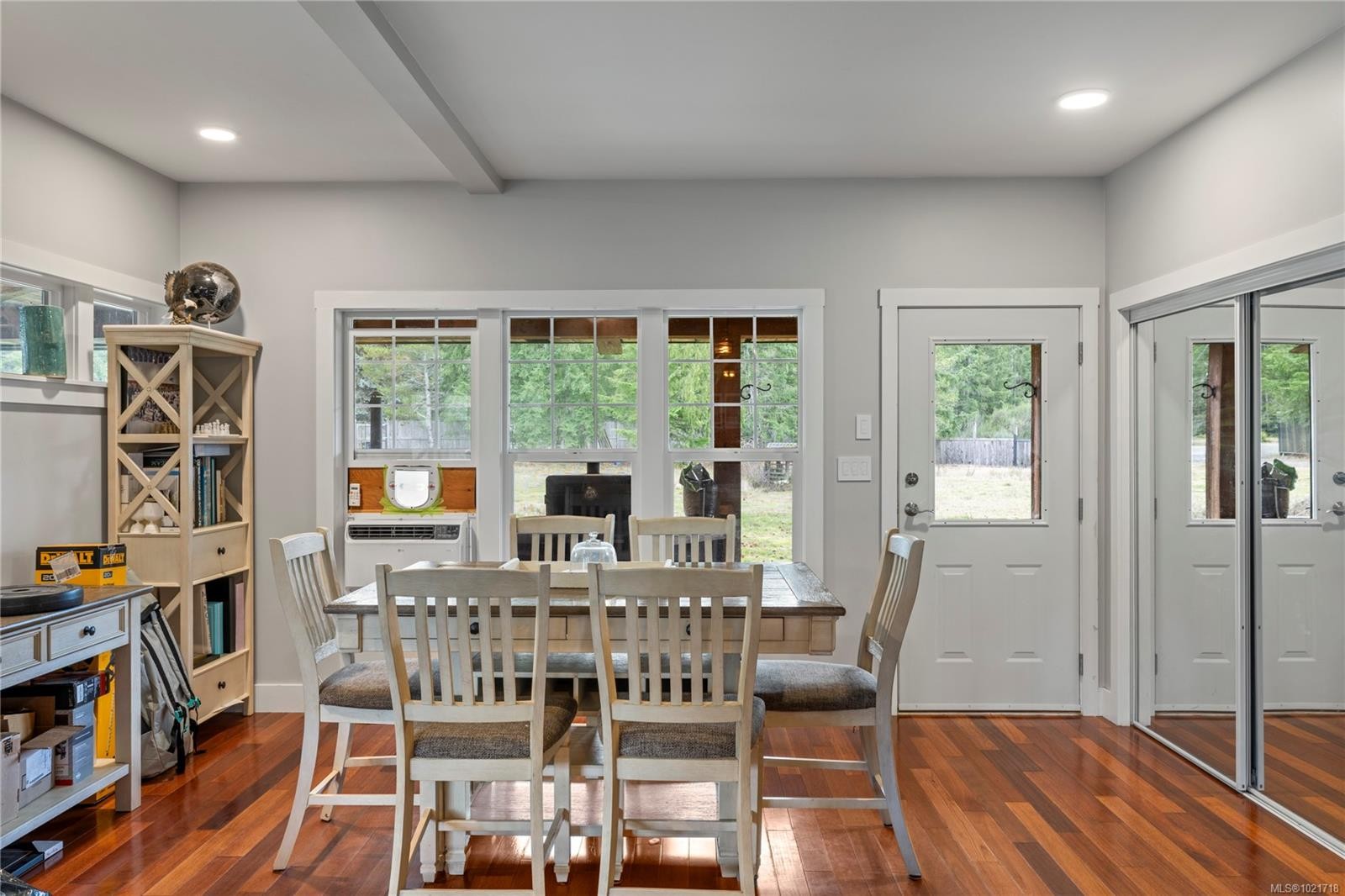 3805 Kriscott Rd, Whiskey Creek, BC