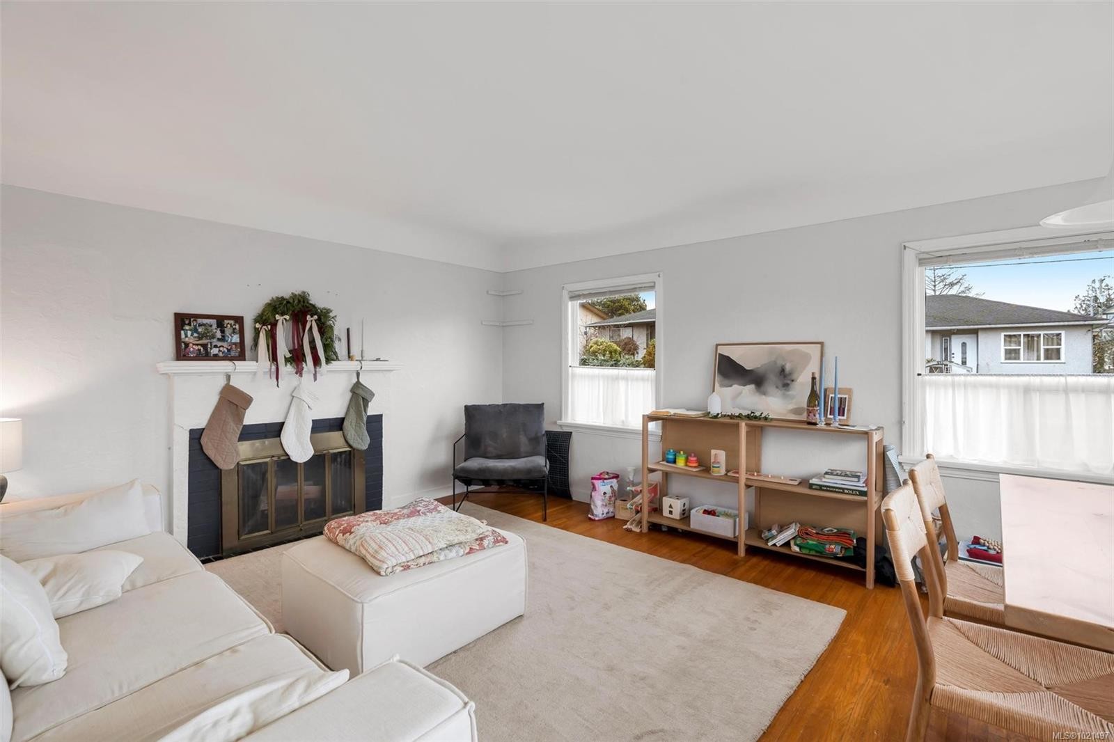 1334 Wood St, Esquimalt, BC