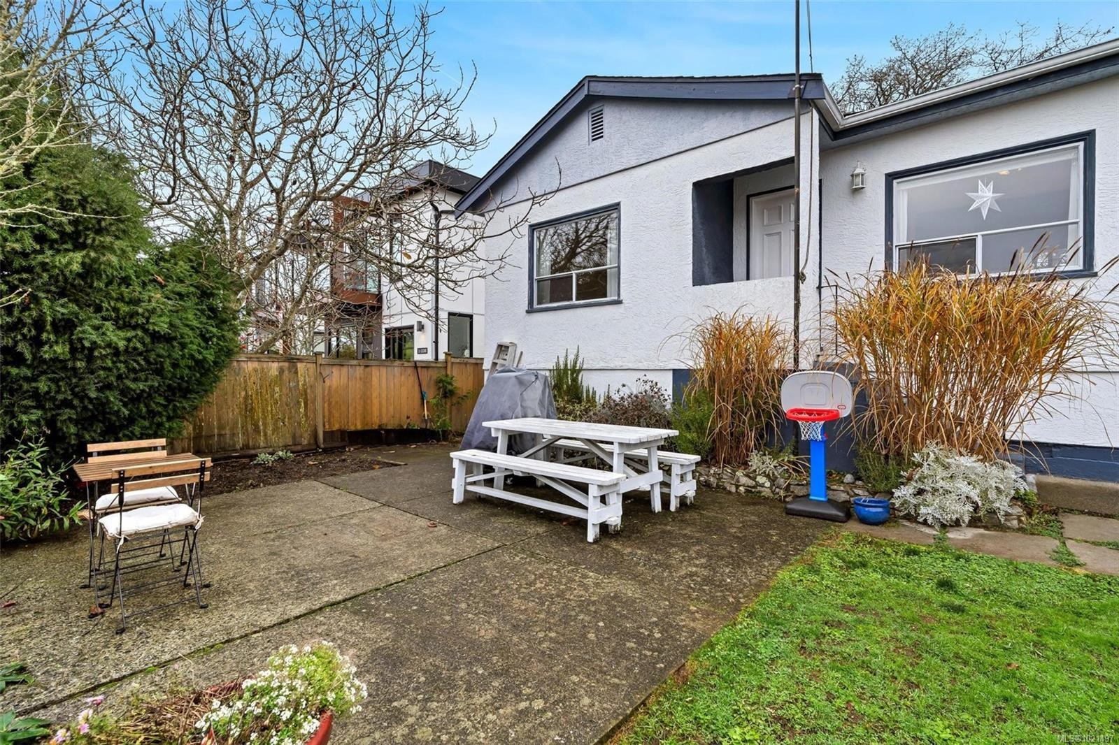 1334 Wood St, Esquimalt, BC