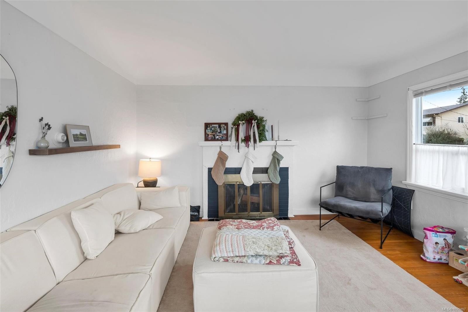 1334 Wood St, Esquimalt, BC