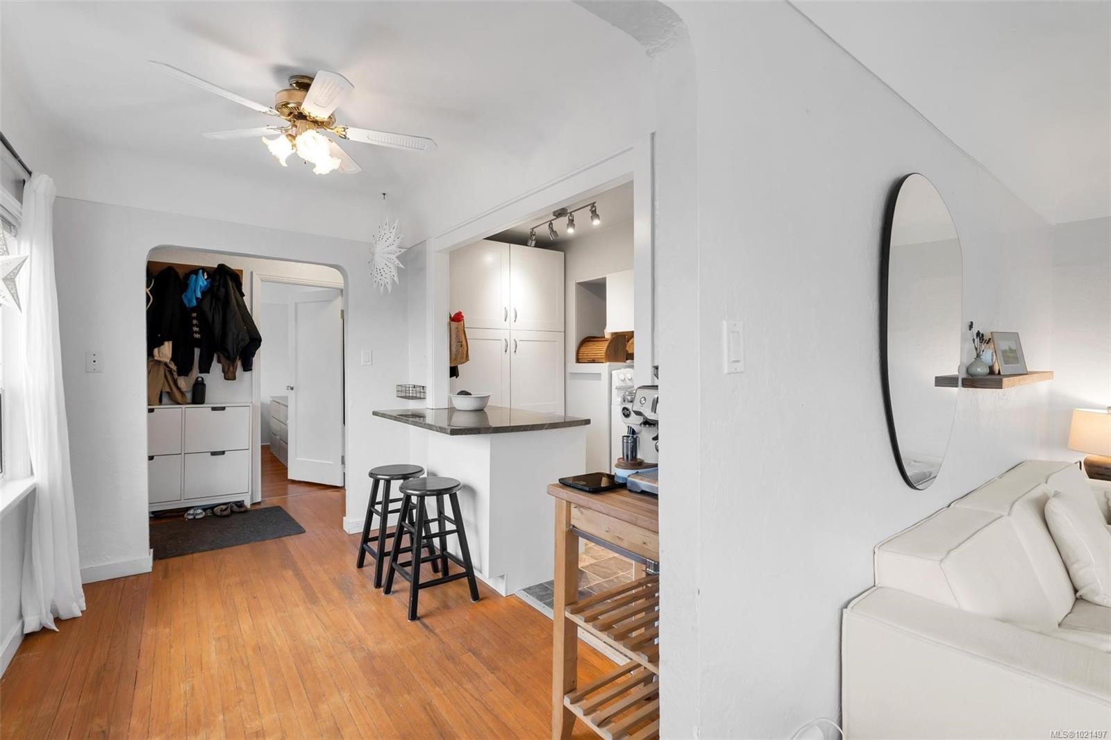 1334 Wood St, Esquimalt, BC