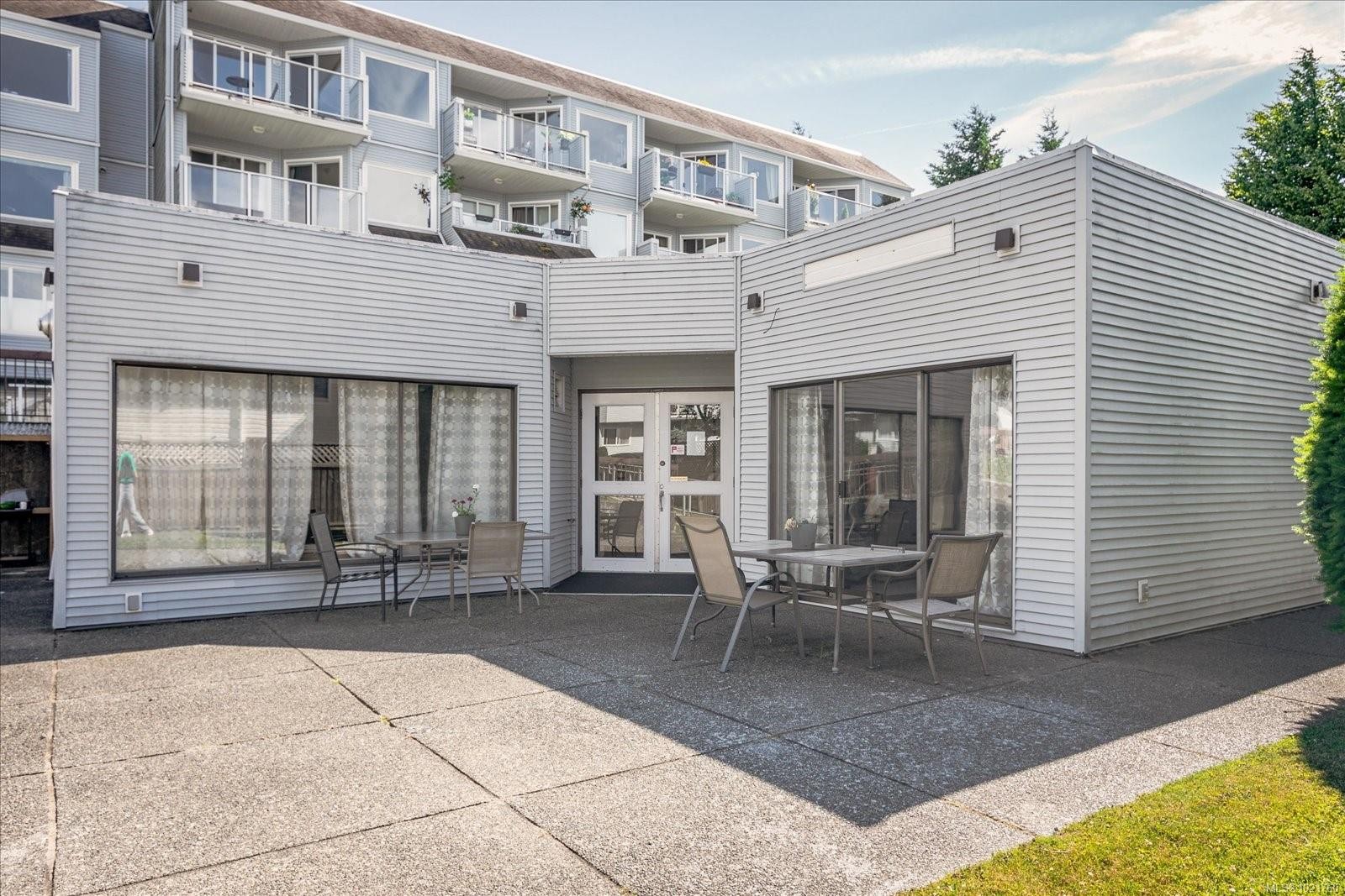 110B-6231 Blueback Rd, Nanaimo, BC