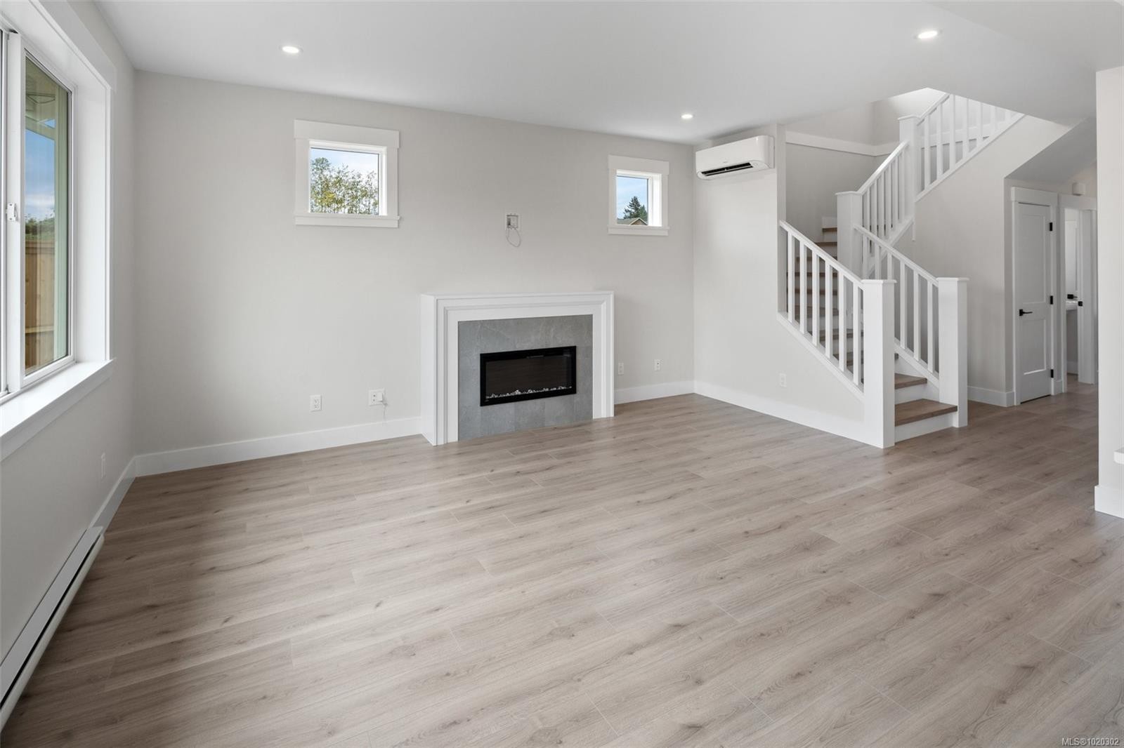 A-6521 Noblewood Pl, Sooke, BC - Indoor Photo Showing Living Room With Fireplace