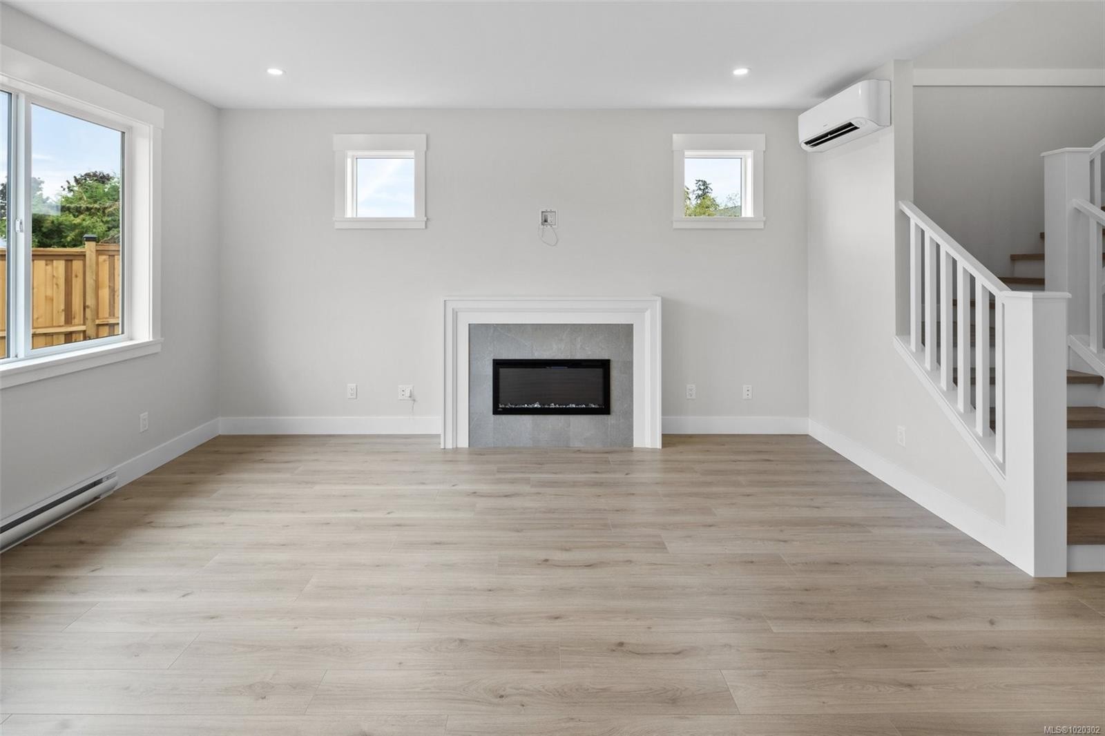 A-6521 Noblewood Pl, Sooke, BC - Indoor Photo Showing Living Room With Fireplace