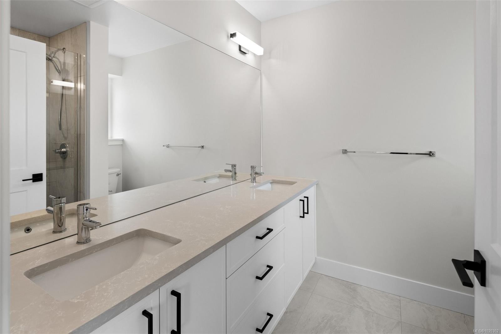 A-6521 Noblewood Pl, Sooke, BC - Indoor Photo Showing Bathroom