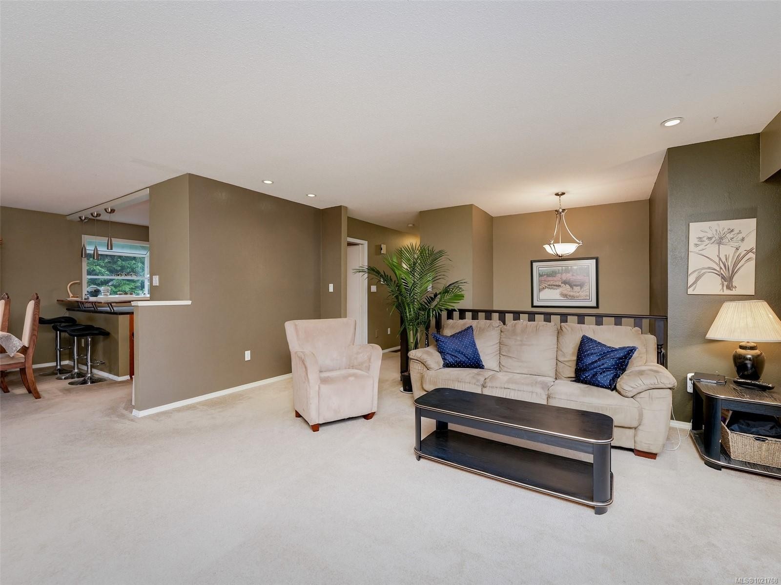 1018 Damelart Way, Central Saanich, BC