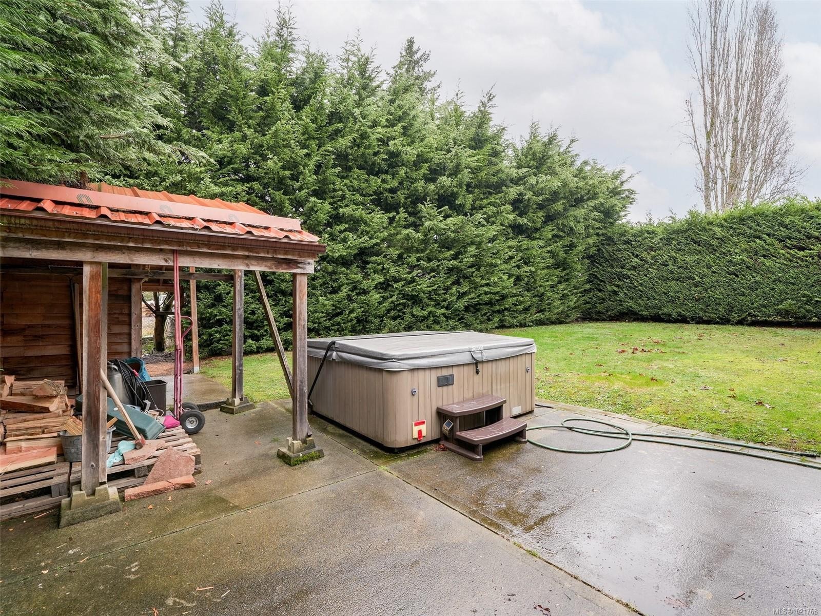 1018 Damelart Way, Central Saanich, BC