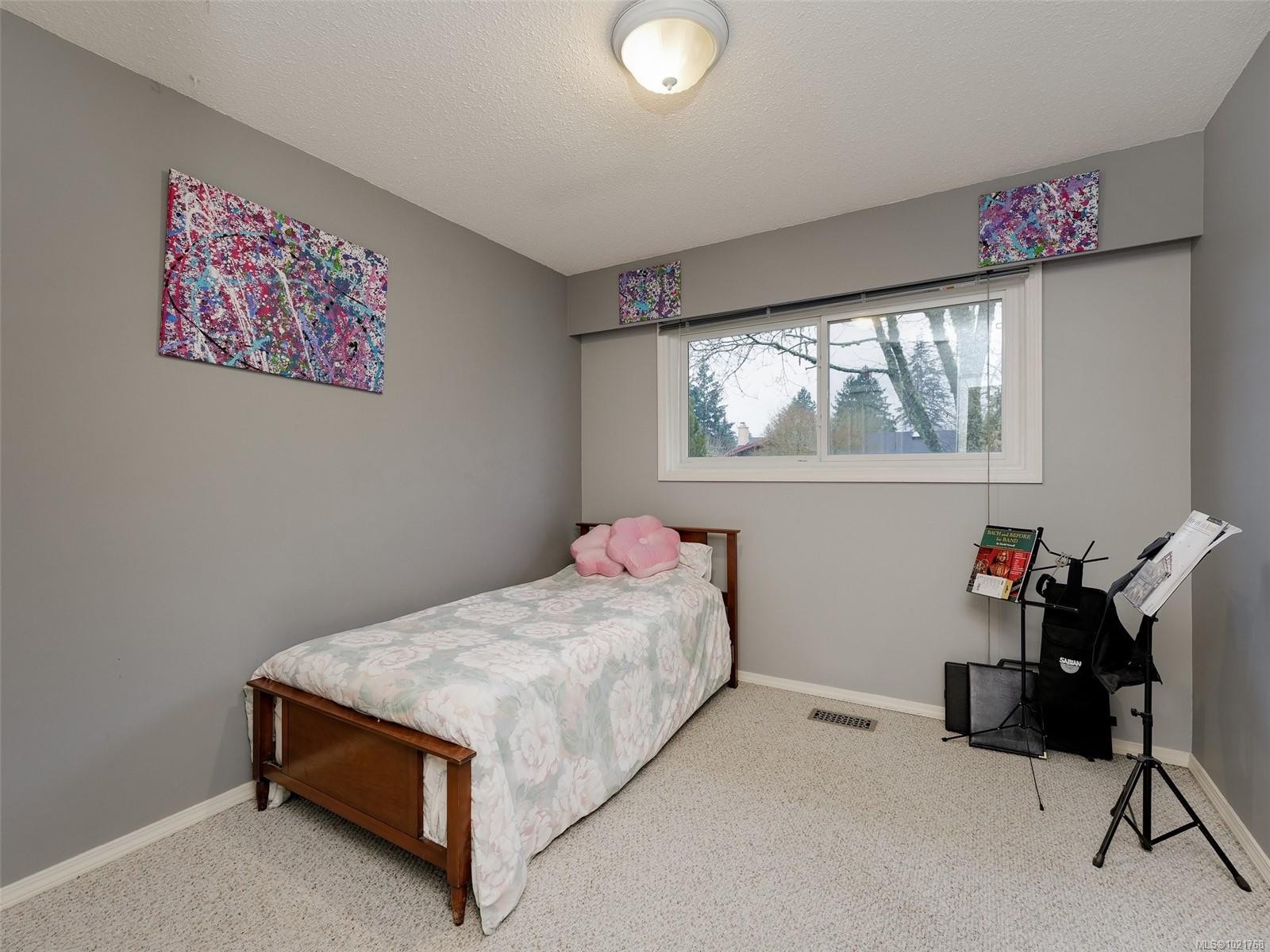 1018 Damelart Way, Central Saanich, BC