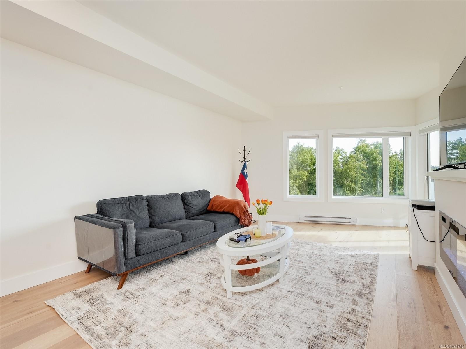 307-7098 Wallace Dr, Central Saanich, BC