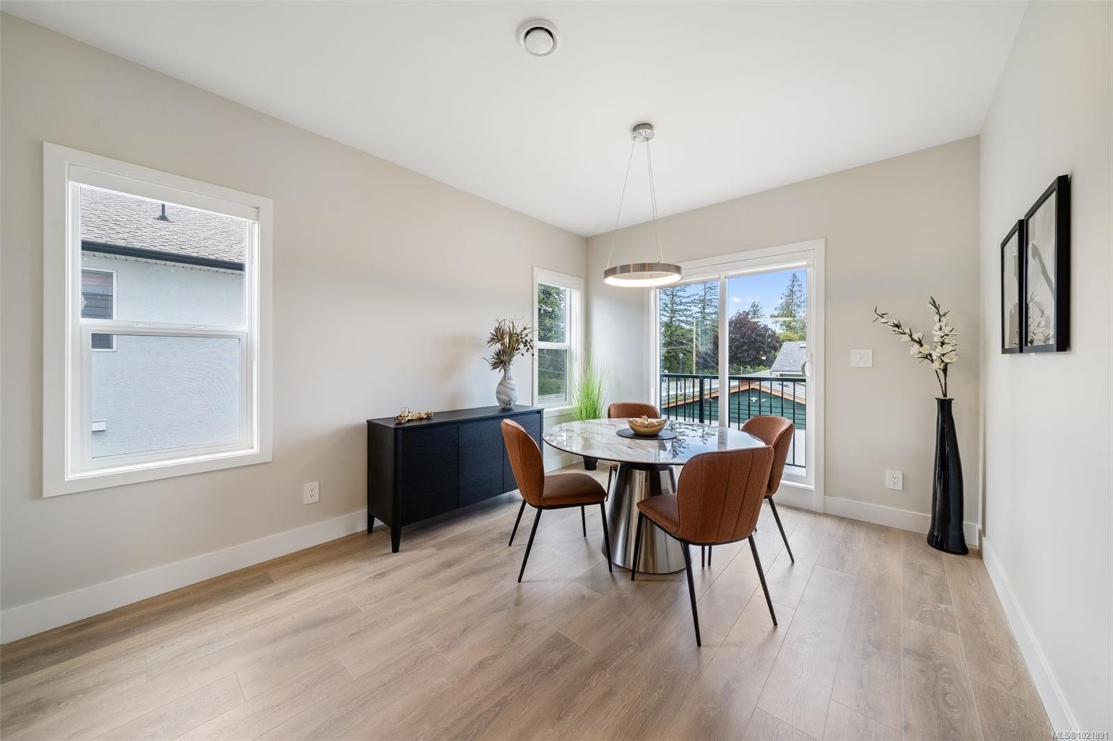 1063 Arcadiawood Lane, Langford, BC