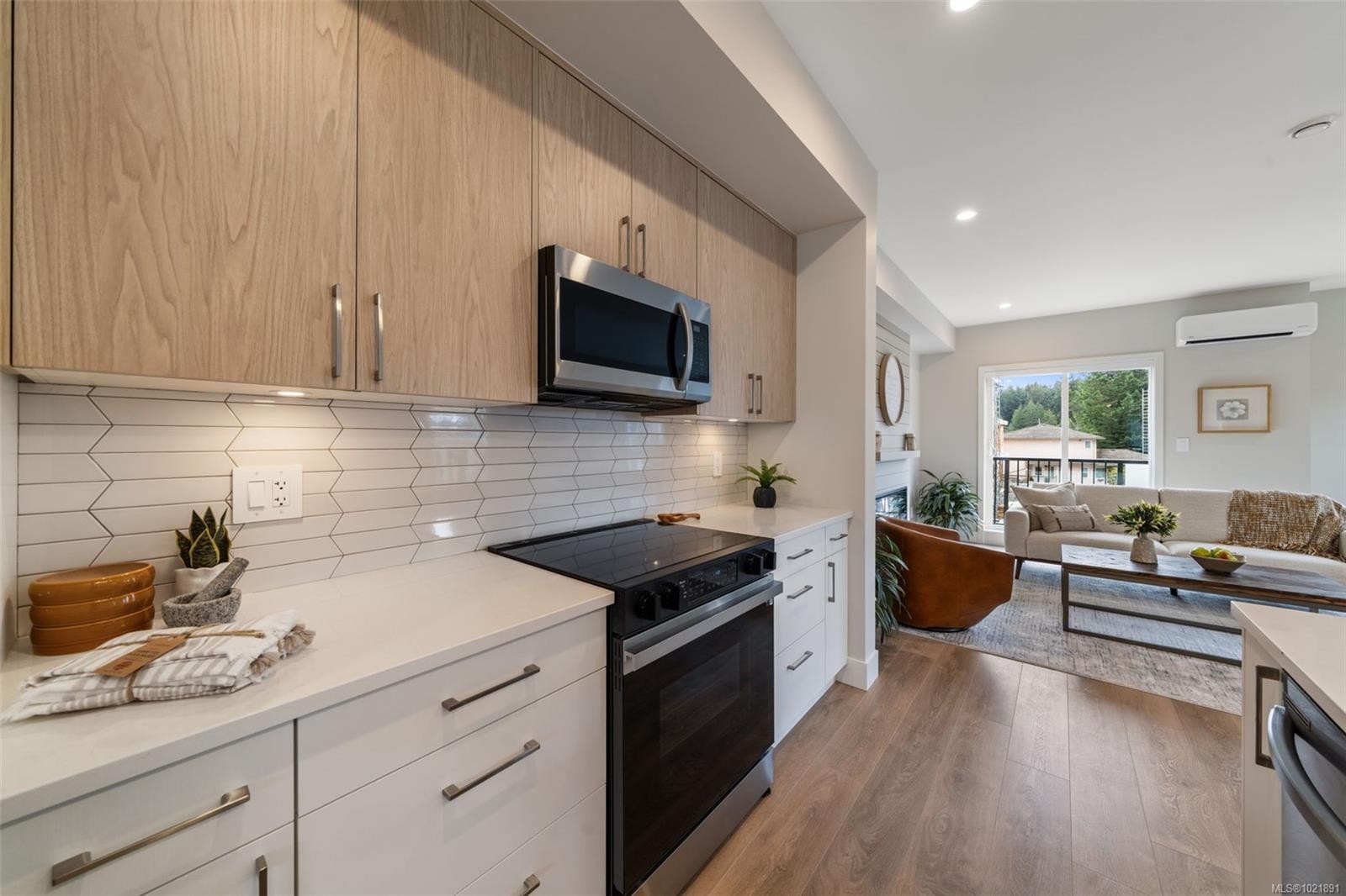 1063 Arcadiawood Lane, Langford, BC