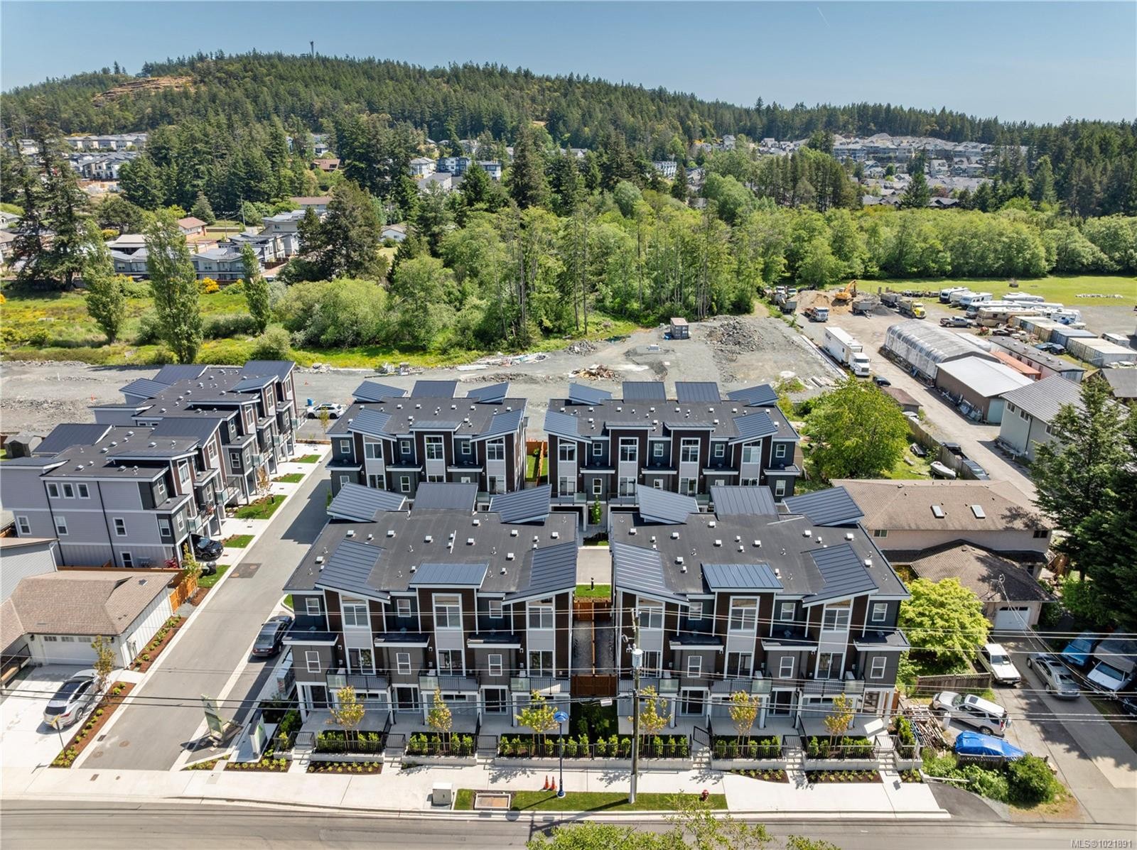 1063 Arcadiawood Lane, Langford, BC