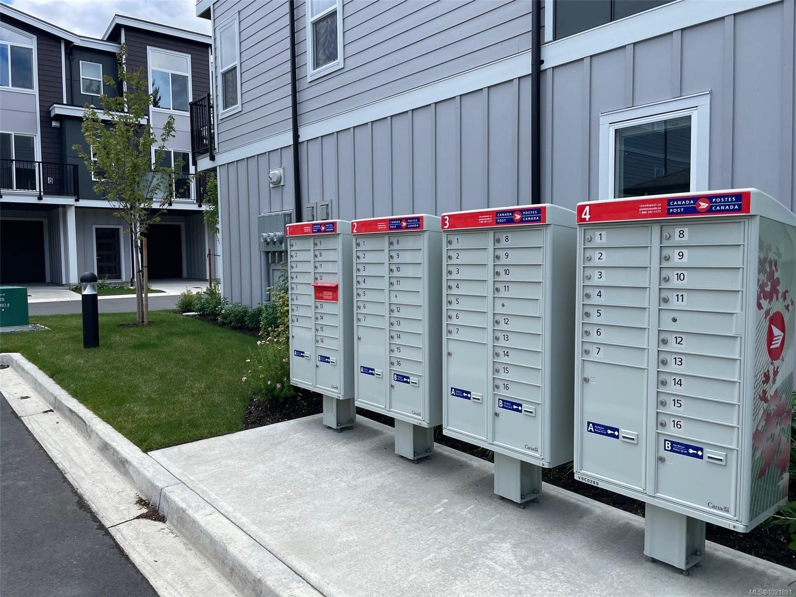 1063 Arcadiawood Lane, Langford, BC