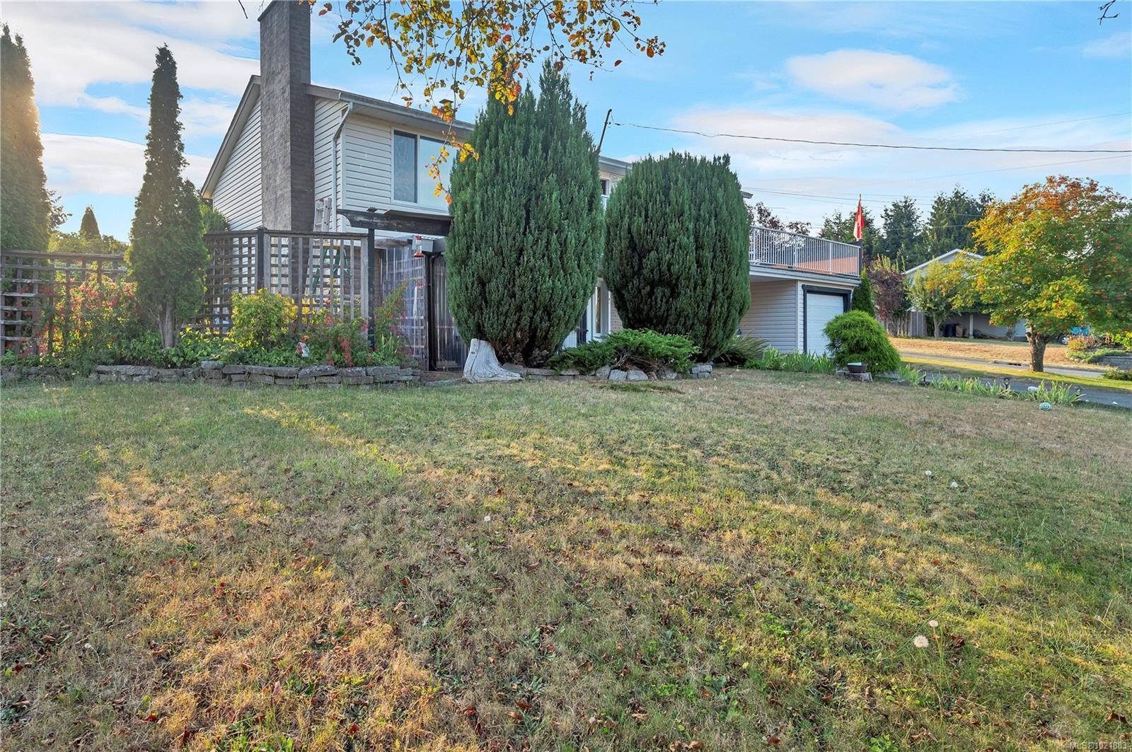 904 Alder St South, Campbell River, BC