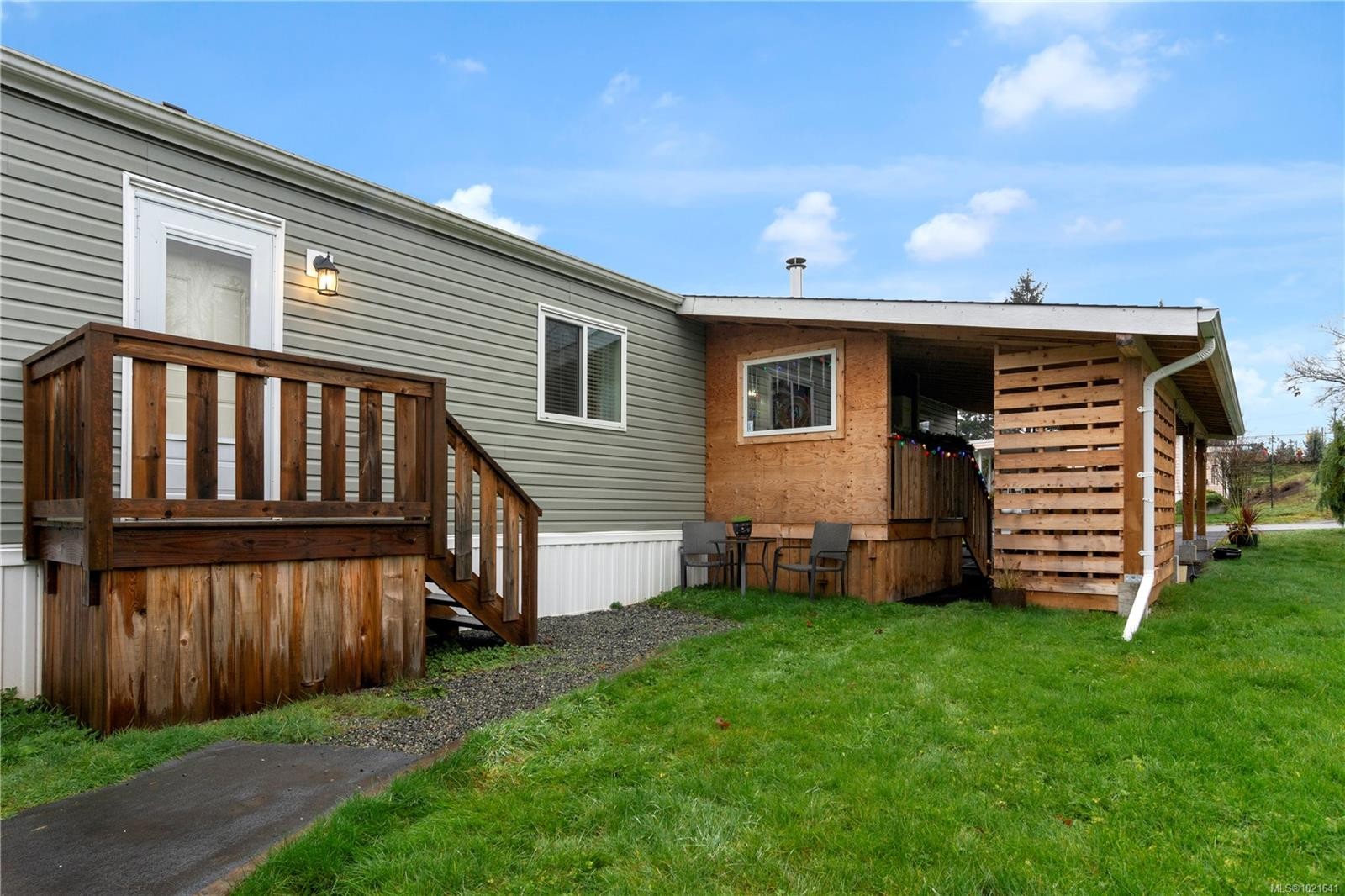 1 Honey Dr, Nanaimo, BC