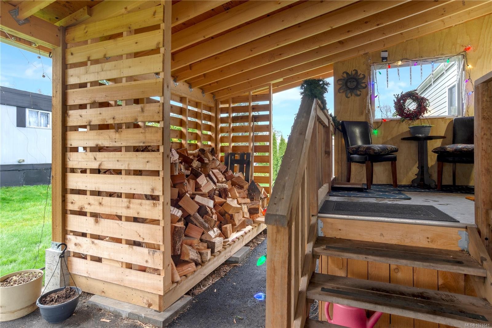 1 Honey Dr, Nanaimo, BC