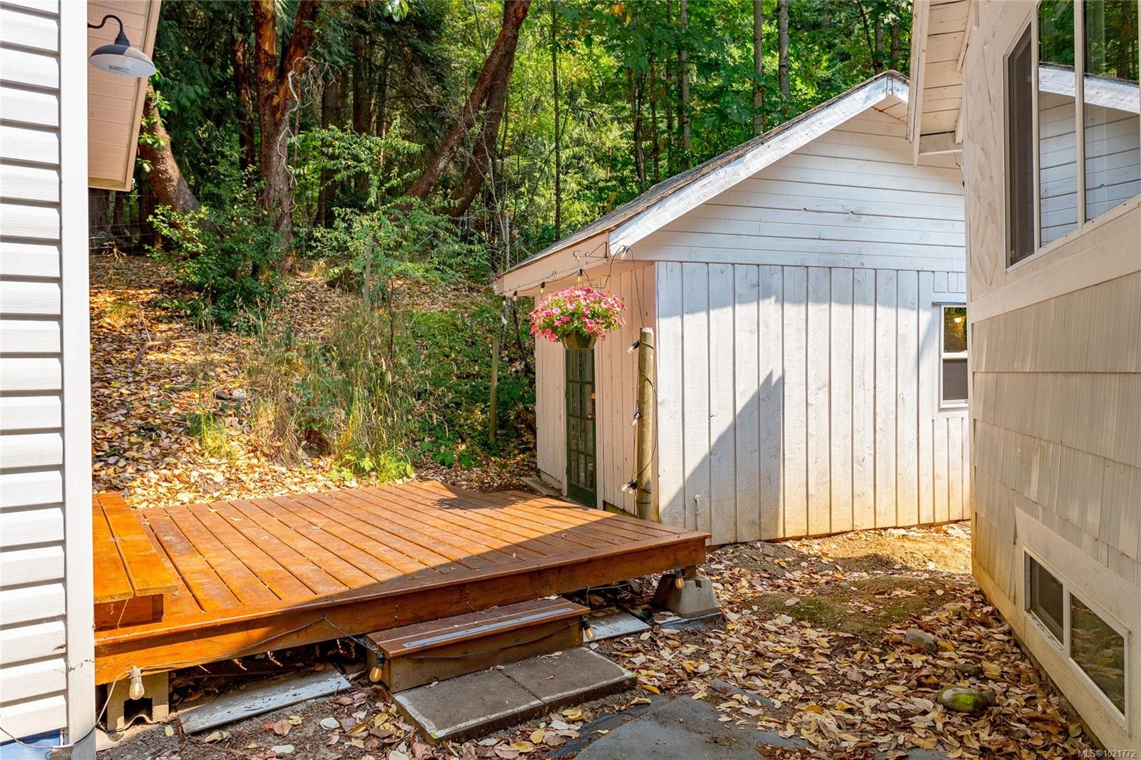 11255 Nitinat Rd, North Saanich, BC