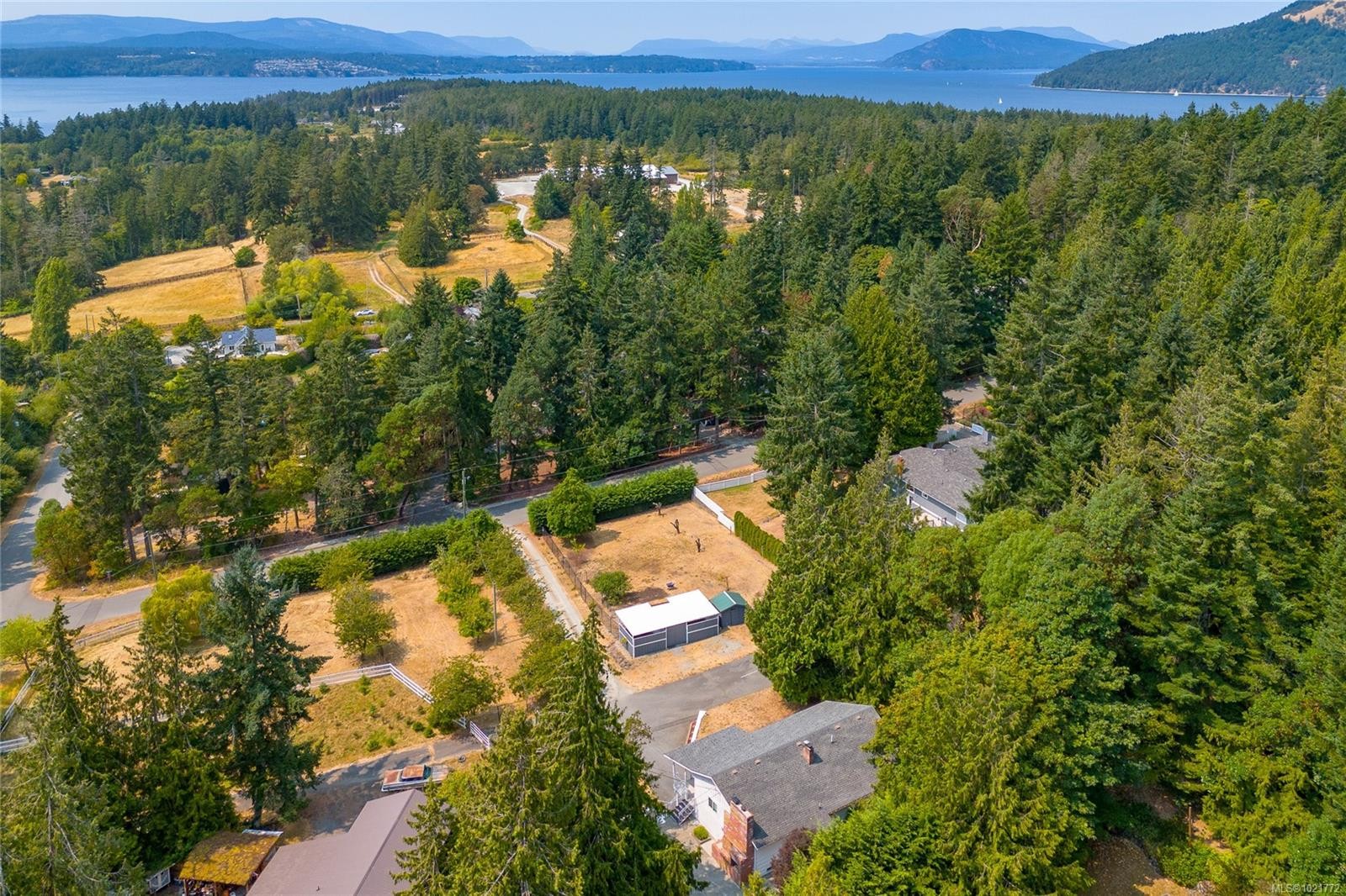 11255 Nitinat Rd, North Saanich, BC